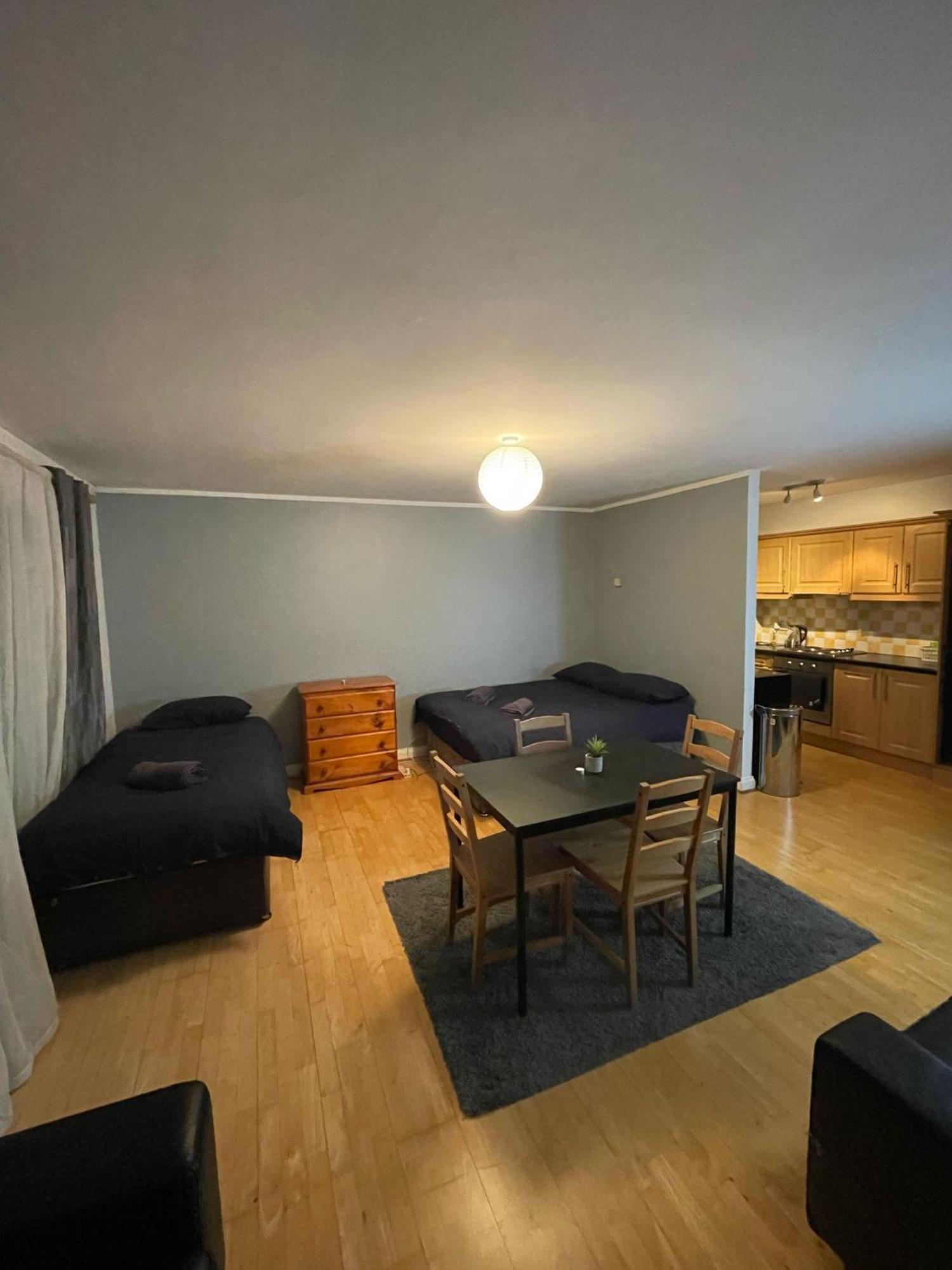 Apartment Spacious 2 Bedroom Near The Spire *